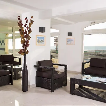 Madame Les Terrasses De La Aparthotel 3*